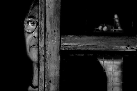 Foto: Arne Str&oslash;mme, "Kvinne"