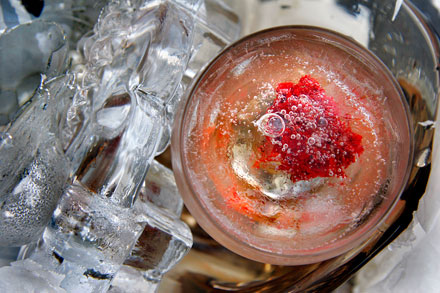 Foto: &copy; ?, "Frosset glass"