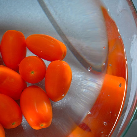 Foto: &copy; Bjorn Ivar Haugen, "Tomat i vann"