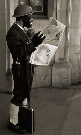 Foto: &copy; Jonas Hallberg Eggen, "Bombetrusler"