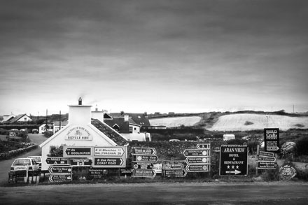 Foto: &copy; Jonas Hallberg Eggen, "Veivalg"