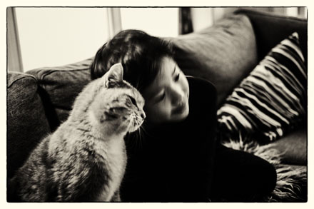 Foto: &copy; Leif Erling Aasan, "&hellip; &aring; f&aring; en klem av katta mi"