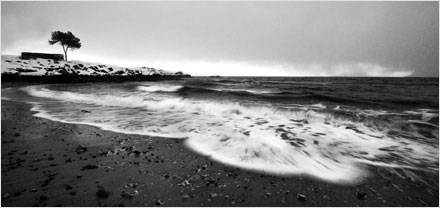 Foto: &copy; Leif Erling Aasan, "Kringstadbukta i vind"