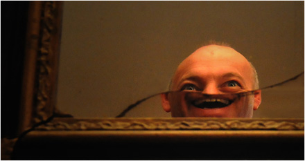 Foto: &copy; Leif Erling Aasan, "Speil speil p&aring; veggen der"