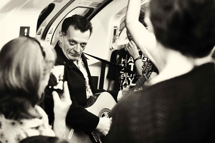 Foto: &copy; Leif Erling Aasan, "The London Subway Entertainer"