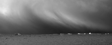 Foto: &copy; &Oslash;ystein Wiik, "Fra Hustadvika"