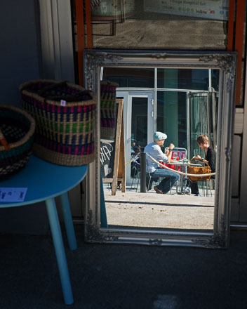 Foto: &copy; Roar Bech, "Lunsj"