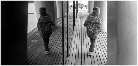 Foto: &copy; Sarah Jo Baumann Larsen, "Hvilken vei?"