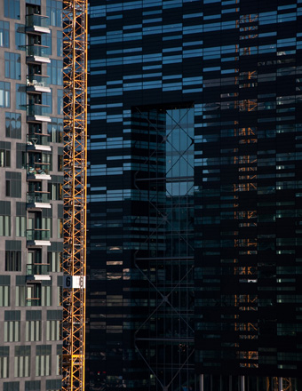 Foto: &copy; Svein Kvaklnad, "Barcode Oslo"